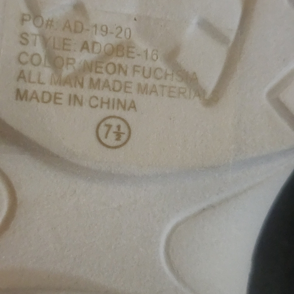 Forever Link Pink and White Women's Sneakers - Picture 7 of 8